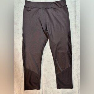 ELLE Athletic Capris